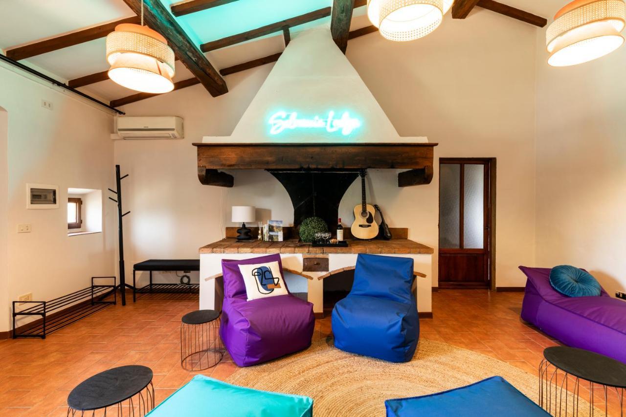 Selvuccia Lodge - Ostello Agricolo サン・ピエーロ・ア・シエーヴェ エクステリア 写真