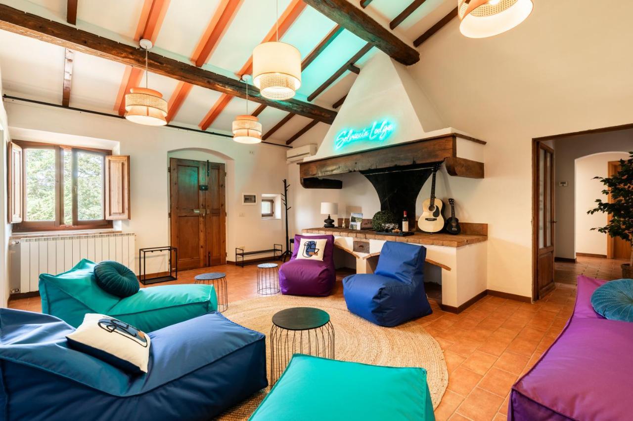 Selvuccia Lodge - Ostello Agricolo サン・ピエーロ・ア・シエーヴェ エクステリア 写真